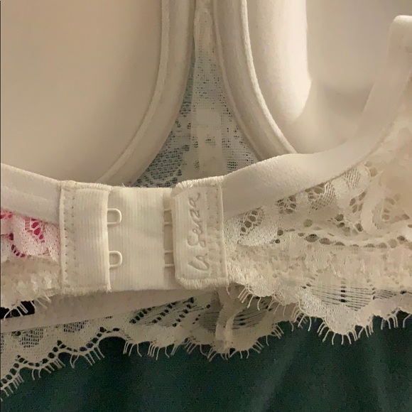 White lace bra - Picture 6 of 6